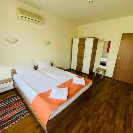 Aparthotel Black Sea View